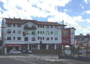 Apartamento com 113m², 3 dormitórios, 1 vaga, no bairro São José em Caxias do Sul para Comprar