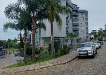 Apartamento com 69m², 2 dormitórios, 1 vaga, no bairro Cristo Redentor em Caxias do Sul para Comprar