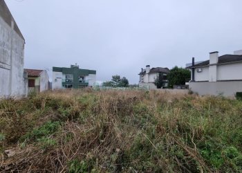 Terreno com 288m², no bairro Santa Lúcia em Caxias do Sul para Comprar