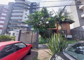 Casa com 150m², 4 dormitórios, no bairro São Pelegrino em Caxias do Sul para Alugar