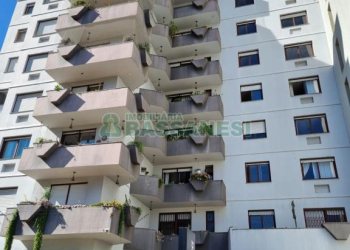 Apartamento com 101m², 2 dormitórios, 2 vagas, no bairro Centro em Caxias do Sul para Comprar