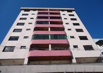 Apartamento com 57m², 1 dormitório, 1 vaga, no bairro Centro em Caxias do Sul para Alugar ou Comprar