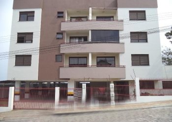 Apartamento com 76m², 2 dormitórios, 2 vagas, no bairro Diamantino em Caxias do Sul para Comprar