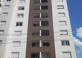 Apartamento com 62m², 2 dormitórios, 1 vaga, no bairro Petrópolis em Caxias do Sul para Comprar