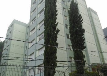 Apartamento com 64m², 2 dormitórios, 1 vaga, no bairro Centro em Caxias do Sul para Comprar