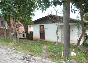 Casa com 70m², 3 dormitórios, no bairro Oriental em Caxias do Sul para Comprar