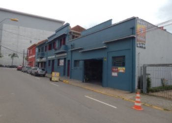 Pavilhão com 563m², no bairro São Pelegrino em Caxias do Sul para Comprar