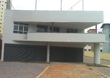 Loja com 475m², no bairro Diamantino em Caxias do Sul para Comprar