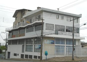 Sala com 132m², no bairro Salgado Filho em Caxias do Sul para Alugar