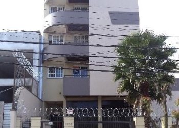 Apartamento com 67m², 2 dormitórios, 2 vagas, no bairro Panazzolo em Caxias do Sul para Comprar