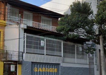 Casa Comercial com 280m², 3 vagas, no bairro Centro em Caxias do Sul para Alugar