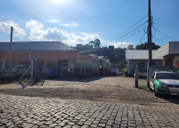 Pavilhão com 400m², no bairro São José em Caxias do Sul para Alugar