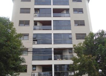 Apto Mobiliado com 98m², 3 dormitórios, 1 vaga, no bairro Panazzolo em Caxias do Sul para Alugar