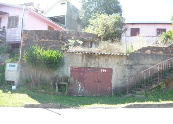 Casa com 76m², 3 dormitórios, 1 vaga, no bairro Colina do Sol em Caxias do Sul para Comprar