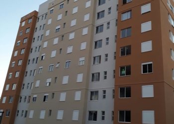 Apartamento com 47m², 2 dormitórios, no bairro Rosario em Caxias do Sul para Comprar