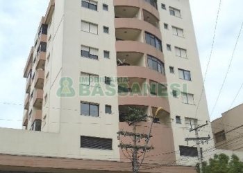 Apartamento com 40m², 1 dormitório, 1 vaga, no bairro Centro em Caxias do Sul para Alugar