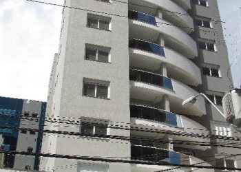 Apartamento com 73m², 2 dormitórios, 1 vaga, no bairro Cinqüentenário em Caxias do Sul para Alugar