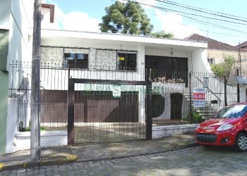 Casa com 227m², 4 dormitórios, 2 vagas, no bairro Rio Branco em Caxias do Sul para Alugar