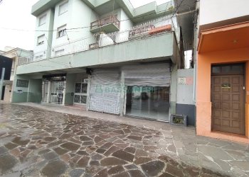 Loja com 250m², 1 vaga, no bairro Pio X em Caxias do Sul para Alugar