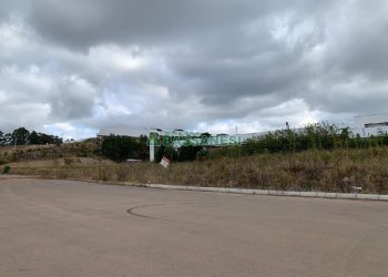 Terreno, no bairro Desvio Rizzo em Caxias do Sul para Comprar