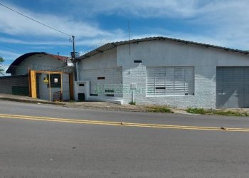 Pavilhão com 1000m², no bairro São Leopoldo em Caxias do Sul para Alugar