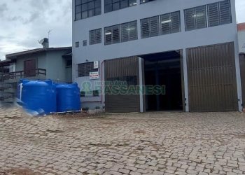 Loja Subsolo com 550m², no bairro De Lazzer em Caxias do Sul para Alugar