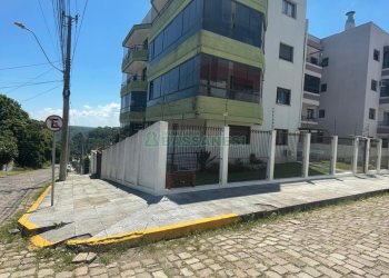 Apto Mobiliado com 78m², 3 dormitórios, 1 vaga, no bairro Santa Lúcia em Caxias do Sul para Alugar ou Comprar