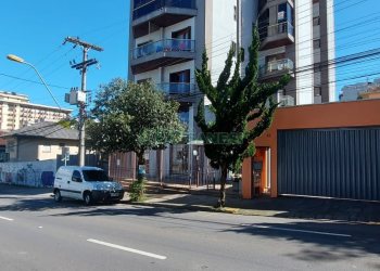 Apartamento com 160m², 3 dormitórios, 2 vagas, no bairro Centro em Caxias do Sul para Comprar