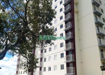 Apartamento com 52m², 2 dormitórios, 1 vaga, no bairro Petrópolis em Caxias do Sul para Comprar