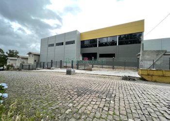 Pavilhão com 3140m², no bairro Desvio Rizzo em Caxias do Sul para Alugar