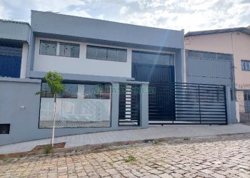 Pavilhão com 319m², no bairro Charqueadas em Caxias do Sul para Comprar