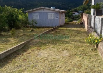 Casa com 42m², 2 dormitórios, no bairro Vila Cristina em Caxias do Sul para Comprar