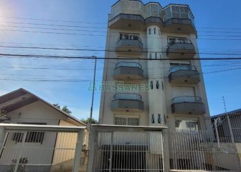 Apto Mobiliado com 65m², 2 dormitórios, 1 vaga, no bairro Santa Catarina em Caxias do Sul para Comprar