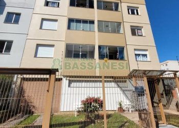 Apartamento com 70m², 2 dormitórios, 2 vagas, no bairro Treviso em Caxias do Sul para Comprar