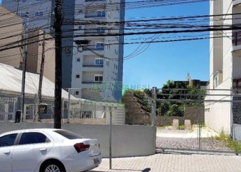 Terreno com 275m², no bairro Exposição em Caxias do Sul para Comprar