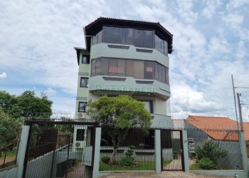 Apartamento com 150m², 3 dormitórios, 3 vagas, no bairro Cruzeiro em Caxias do Sul para Comprar