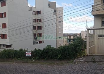 Terreno com 580m², no bairro Cristo Redentor em Caxias do Sul para Comprar