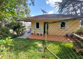 Casa Mobiliada com 43m², 1 dormitório, no bairro Santa Catarina em Caxias do Sul para Comprar