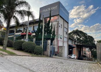 Pavilhão com 800m², no bairro Industrial em Caxias do Sul para Alugar