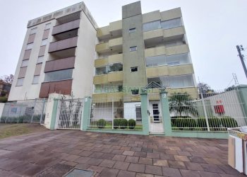 Apartamento com 82m², 2 dormitórios, 2 vagas, no bairro Kayser em Caxias do Sul para Comprar