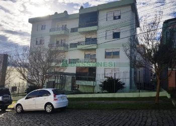 Apartamento com 77m², 2 dormitórios, 1 vaga, no bairro Sagrada Família em Caxias do Sul para Comprar