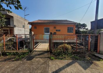 Casa com 113m², 2 dormitórios, 1 vaga, no bairro Desvio Rizzo em Caxias do Sul para Comprar