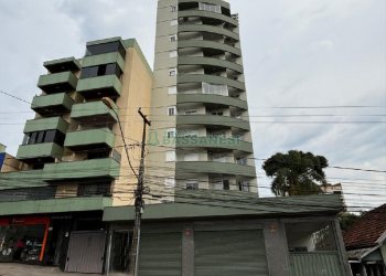 Loja com 584m², 1 vaga, no bairro Centro em Caxias do Sul para Alugar