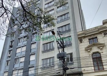 Apto Mobiliado com 285m², 4 dormitórios, 1 vaga, no bairro Centro em Caxias do Sul para Alugar ou Comprar