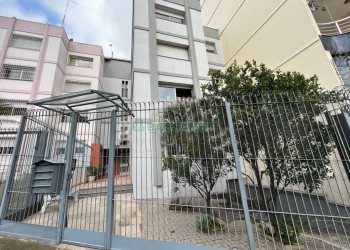 Apartamento com 76m², 3 dormitórios, 2 vagas, no bairro Pio X em Caxias do Sul para Comprar