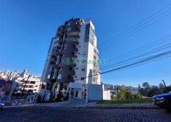 Apartamento com 81m², 2 dormitórios, 2 vagas, no bairro Jardim América em Caxias do Sul para Comprar