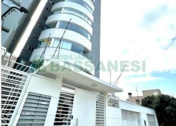 Apartamento com 108m², 3 dormitórios, 2 vagas, no bairro Panazzolo em Caxias do Sul para Comprar