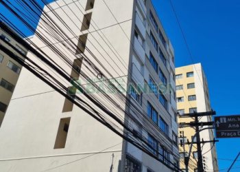 Apartamento com 54m², 1 dormitório, 1 vaga, no bairro Centro em Caxias do Sul para Comprar