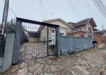 Casa com 141m², 2 dormitórios, 4 vagas, no bairro Marechal Floriano em Caxias do Sul para Alugar ou Comprar