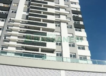 Apartamento com 80m², 2 dormitórios, 2 vagas, no bairro São Leopoldo em Caxias do Sul para Alugar